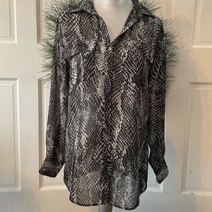 Kenneth Cole button up blouse
